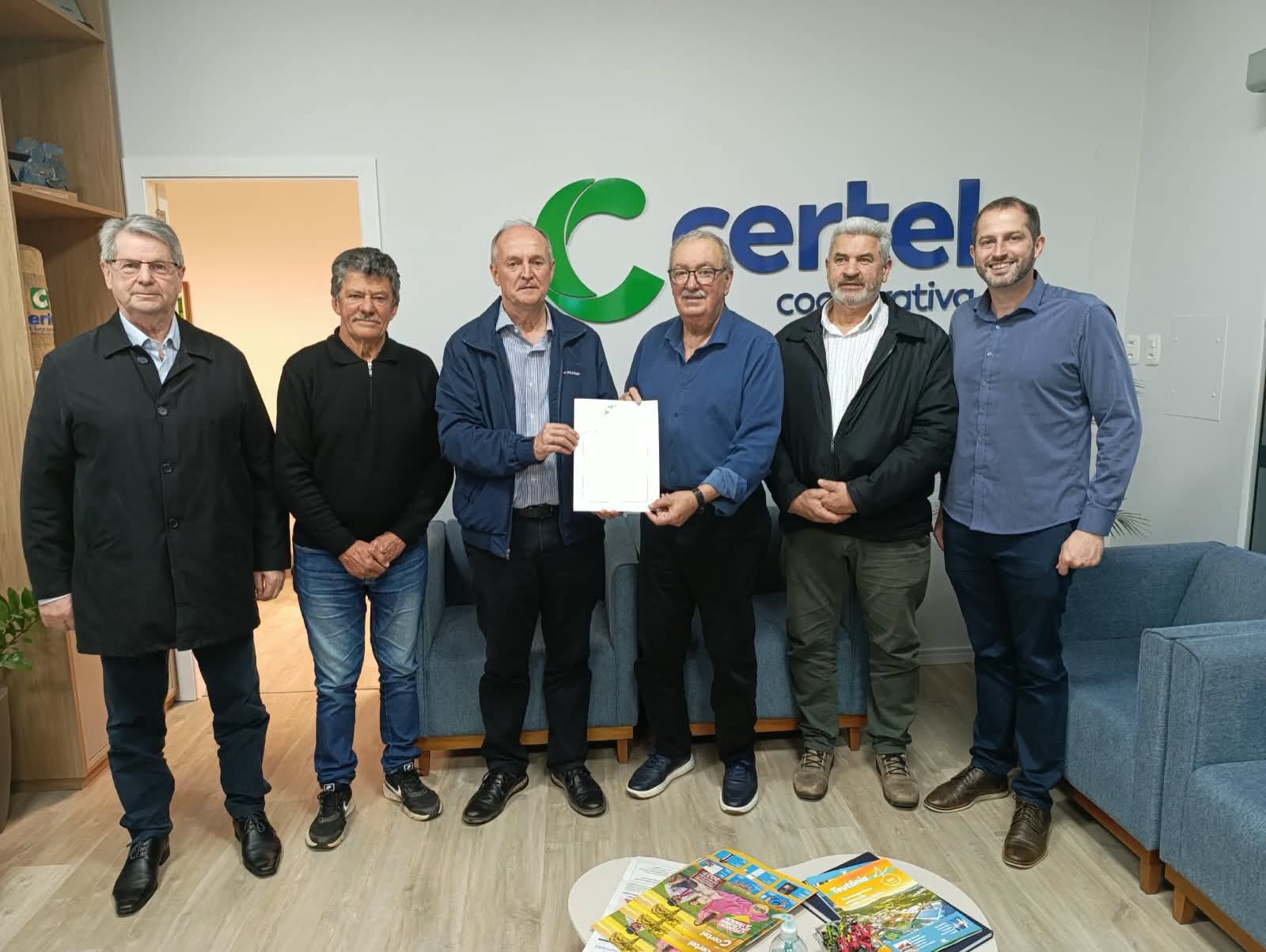 Prefeito de Progresso reúne-se com Certel Energia para tratar de novas demandas da comunidade