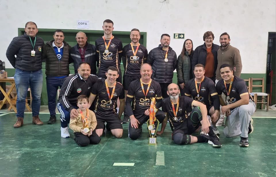 Amigos do Vôlei de Progresso conquista título invicto em Boqueirão do Leão