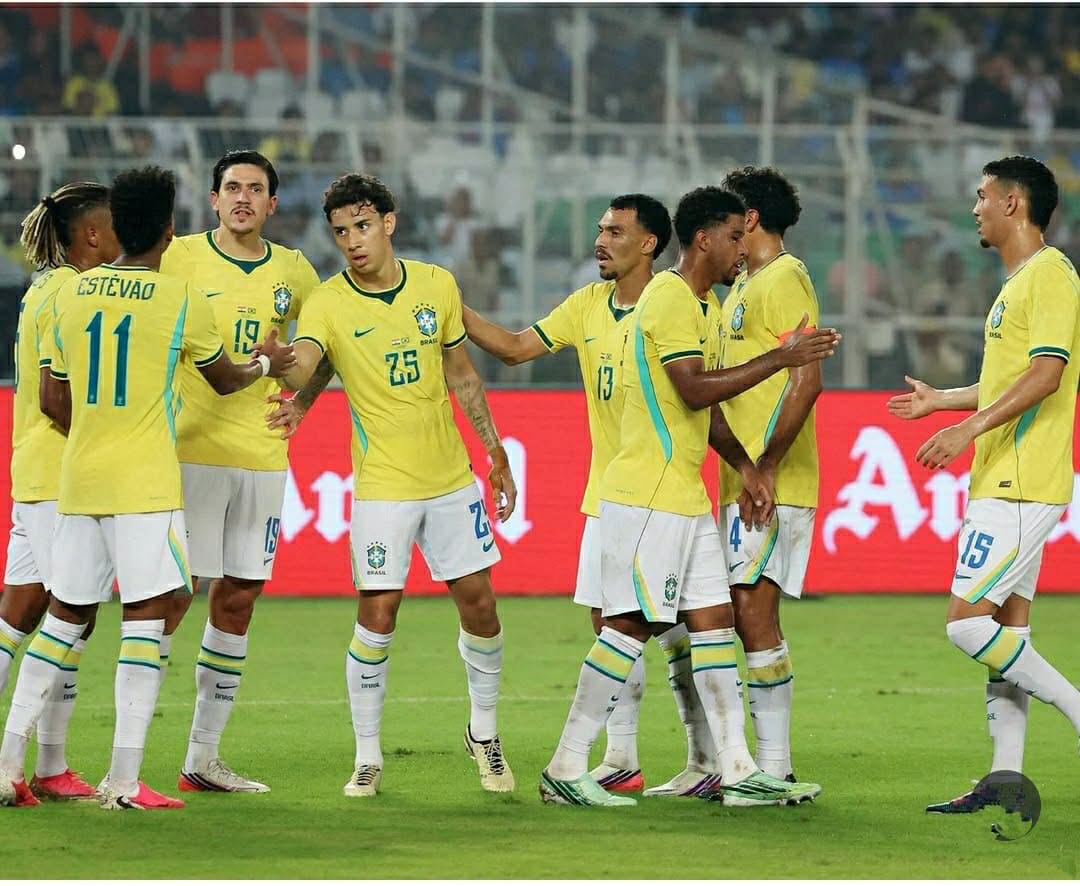 Brasil vence a India por 4 a 0 em ritmo de treino e conta com falhas do goleiro adversário durante goleada em amistoso