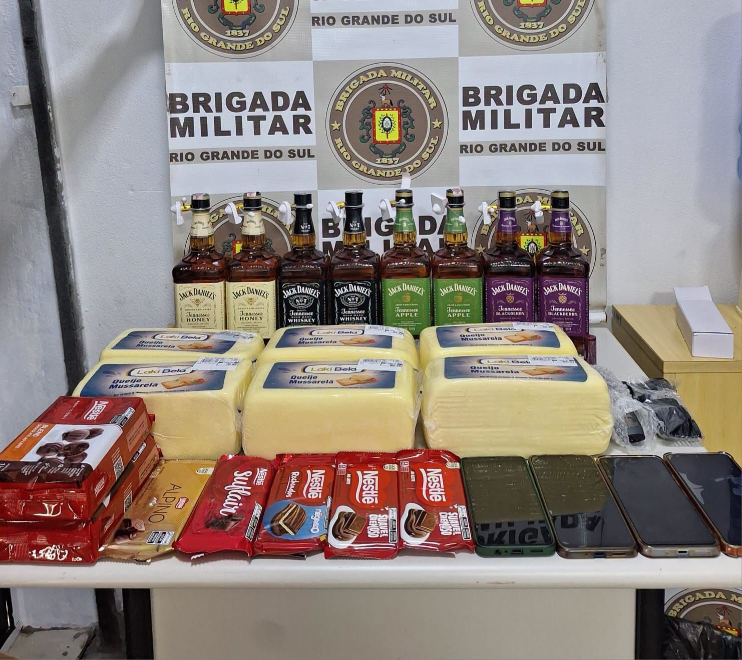 Brigada Militar desarticula quadrilha e prende três mulheres por furto qualificado em Lajeado
