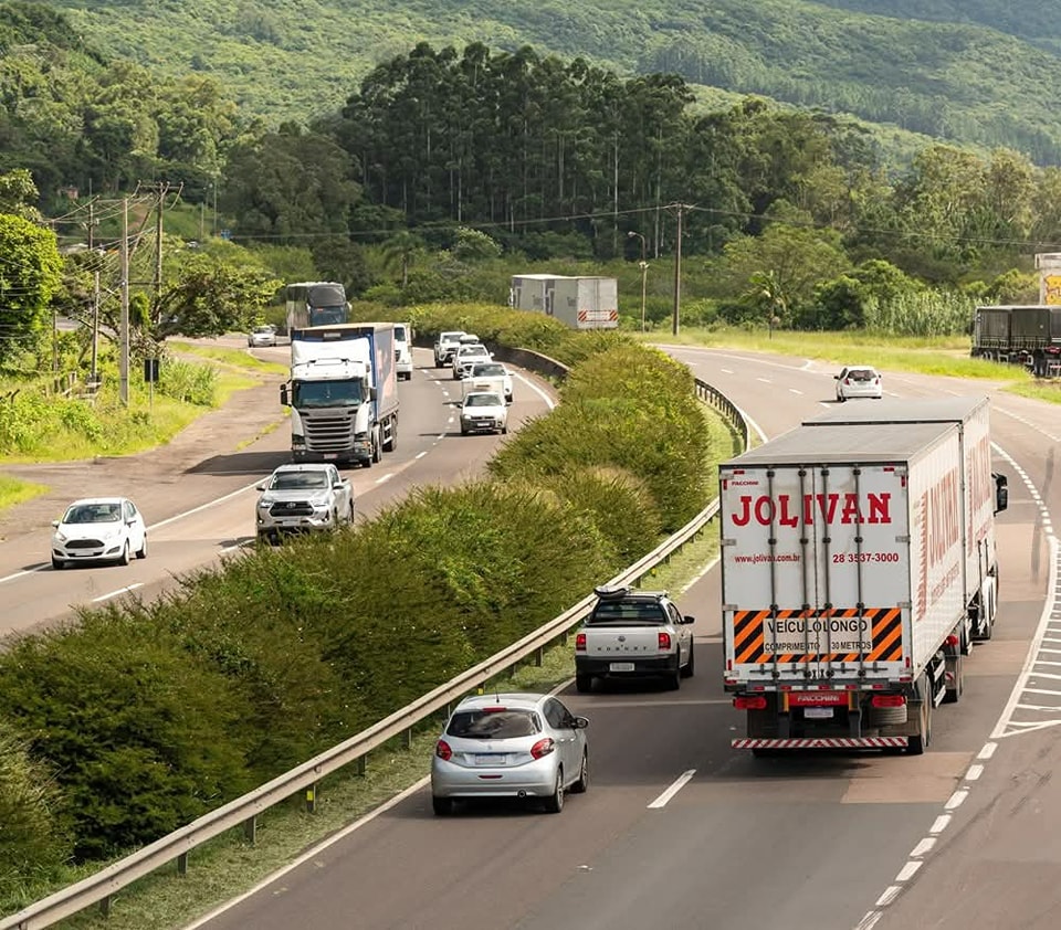FERIADO DE PÁSCOA DEVE MOVIMENTAR MAIS DE 1,1 MILHÃO DE VEÍCULOS NAS RODOVIAS DA CCR VIASUL