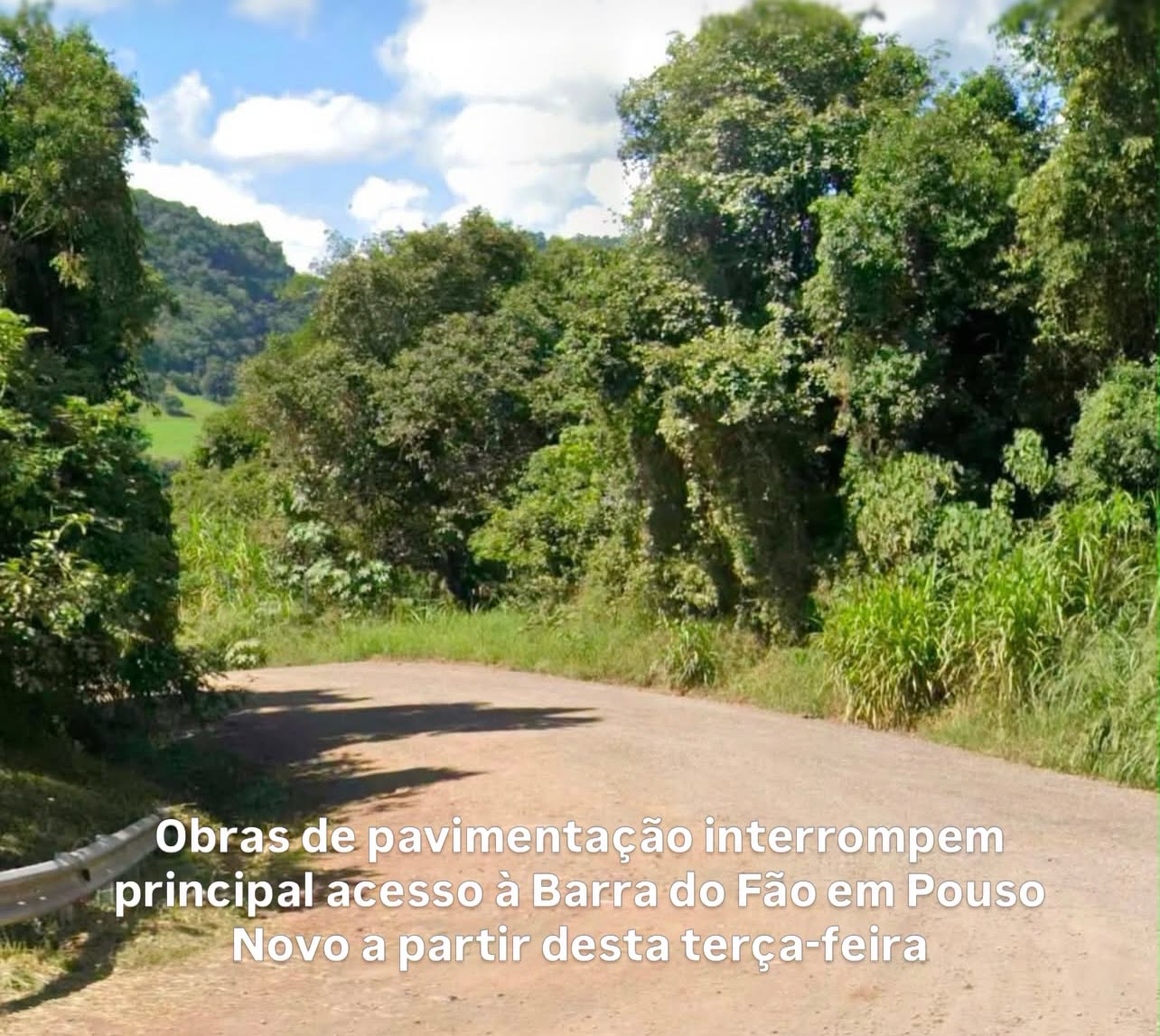 Obras de pavimentação interrompem principal acesso à Barra do Fão em Pouso Novo