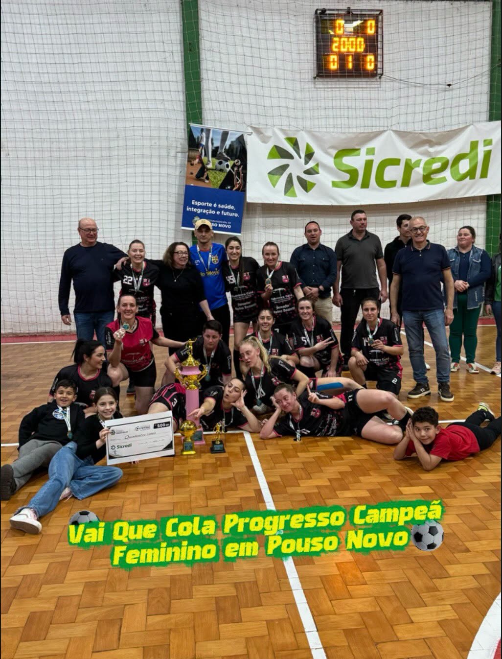 Vai Que Cola de Progresso conquista o título feminino do municipal de futsal em Pouso Novo
